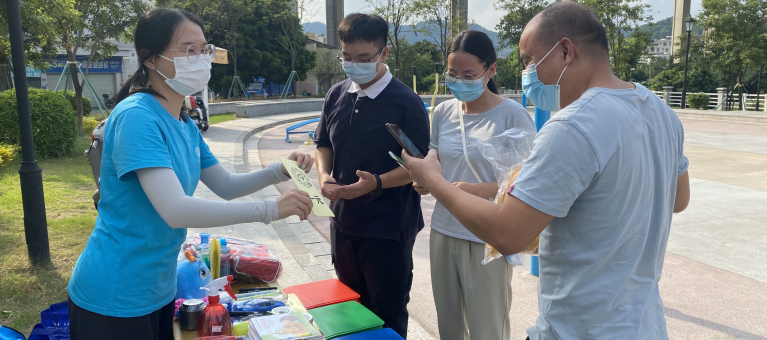 白云大源：卖旧物架筑“爱心桥”，市政所开展垃圾分类义卖活动