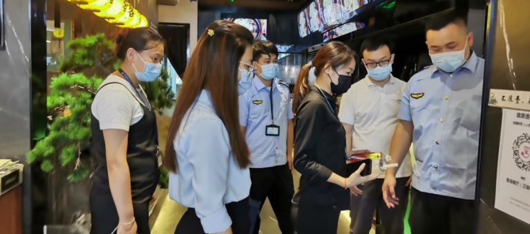 白云京溪：开展执法“回头看”行动 督促餐企垃圾分类做实做细