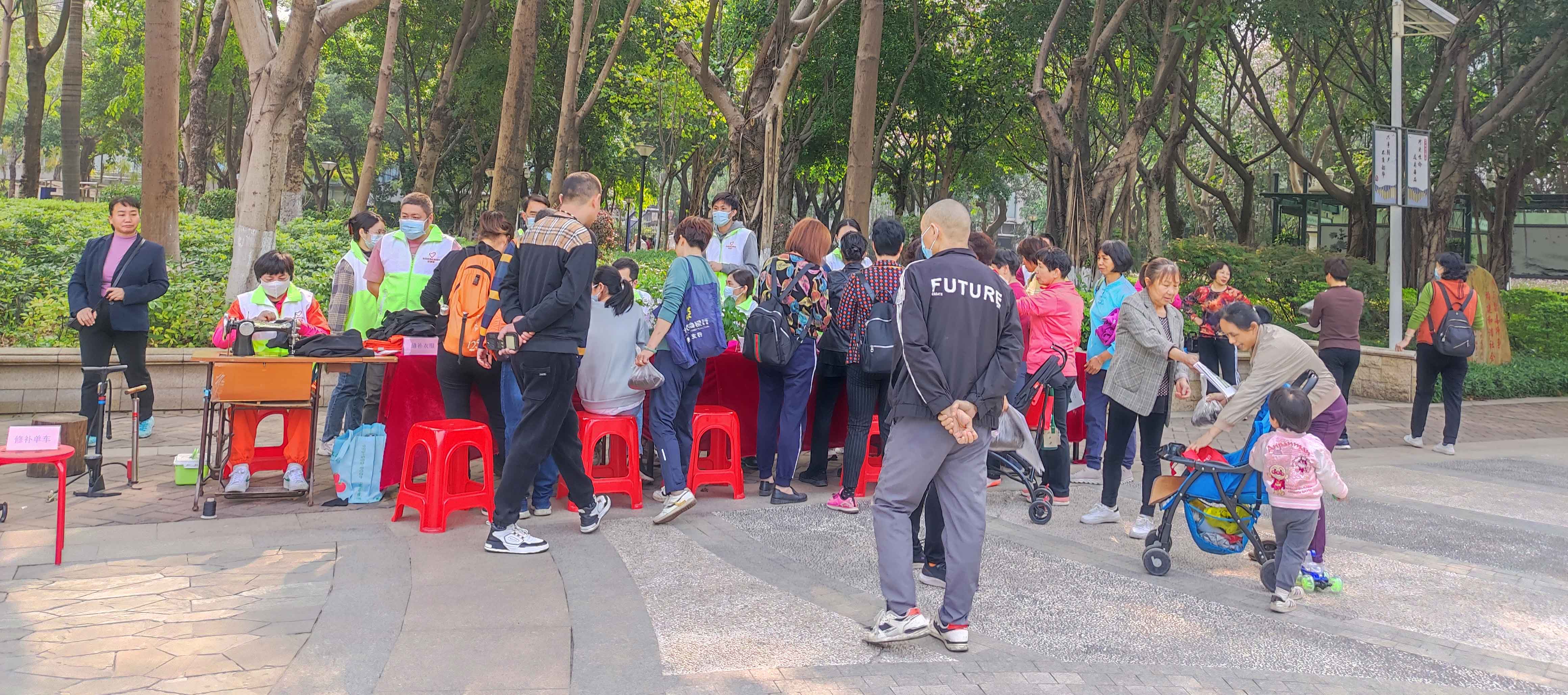 修鞋补衣、义务献血、爱绿护绿，白云城管绿管中心学雷锋志愿服务超3200小时