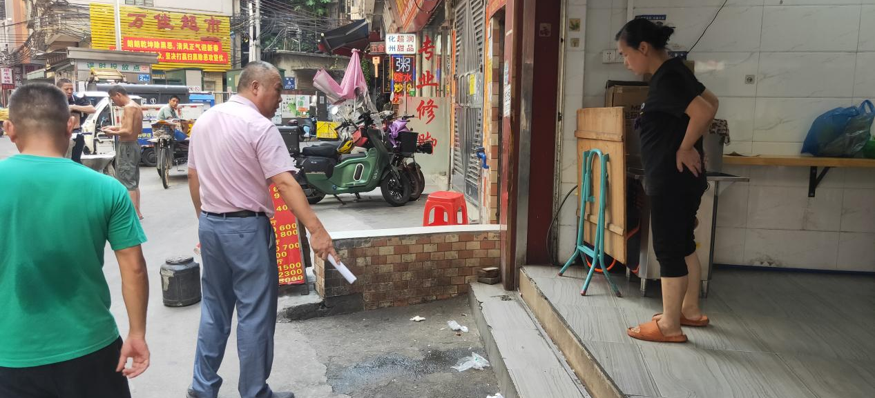 多次劝导整改无效？白云棠景将对垃圾分类问题单位进行处罚