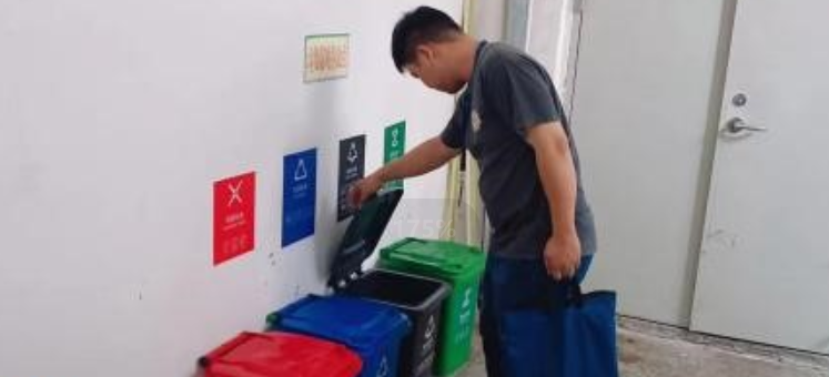白云京溪：开展日常检查监督，推进垃圾分类常态化