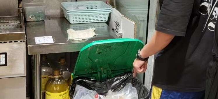 白云三元里：规范餐饮商铺垃圾分类，守护消费者“舌尖安全”