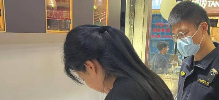 白云三元里：细讲解+严整改，商户垃圾分类大检查