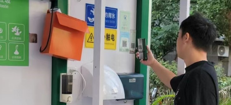 白云三元里做好垃圾分类投放点位巡查，确保整改到位不反弹