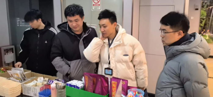白云京溪：垃圾分类不停步，督导检查促完善