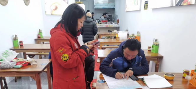 白云京溪：落实“门前三包”、践行垃圾分类