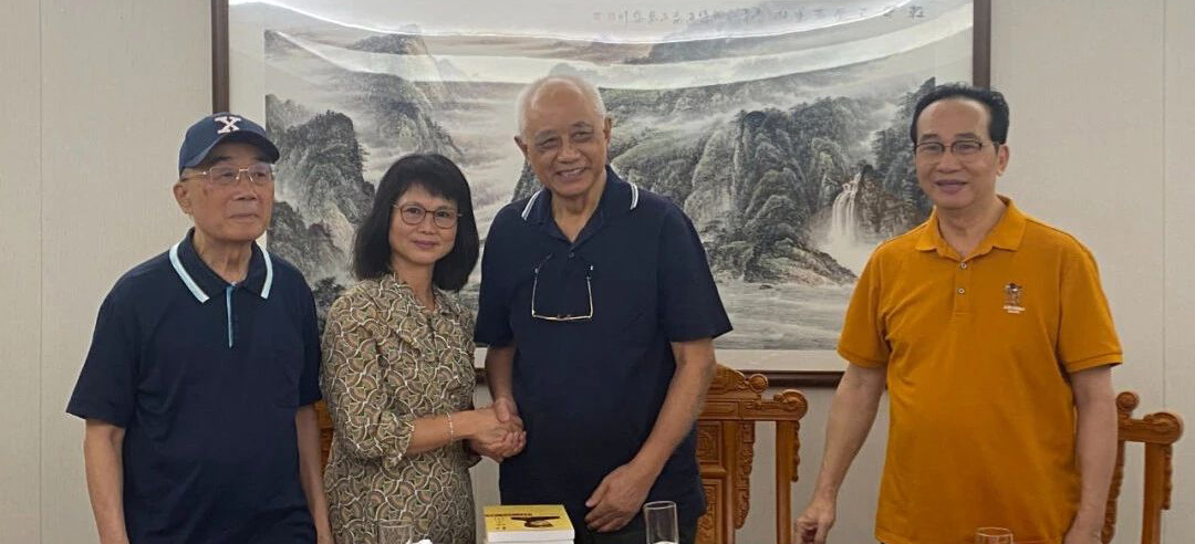 90年后喜相逢——红十一军军长古大存和政委吴炳泰后人相会缅怀革命先辈座谈会在广州举行