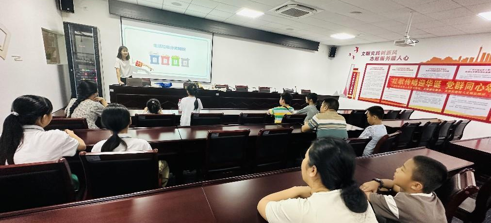 白云大源：垃圾分类作培训，环保意识共提升
