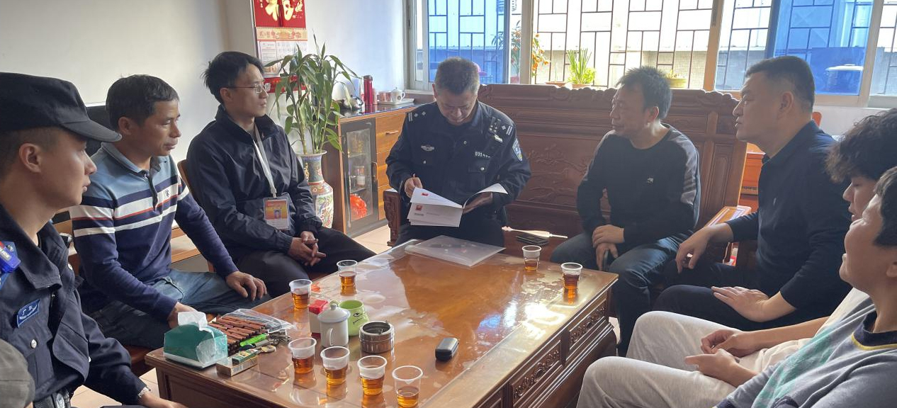 广州三元里街：严把征兵政审关，筑牢国防安全线