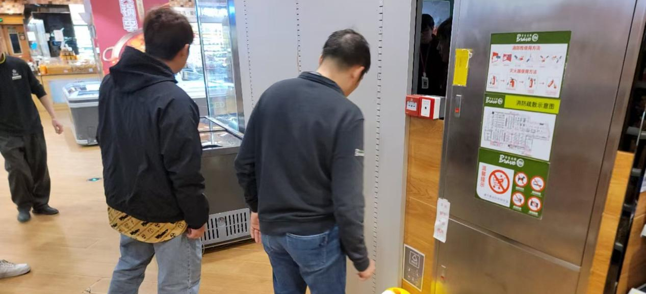 白云三元里积极行动解决社区垃圾分类问题，加大巡查和宣传力度