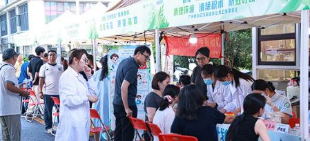 夏夜科普润民心 健康守护零距离——万人筛-